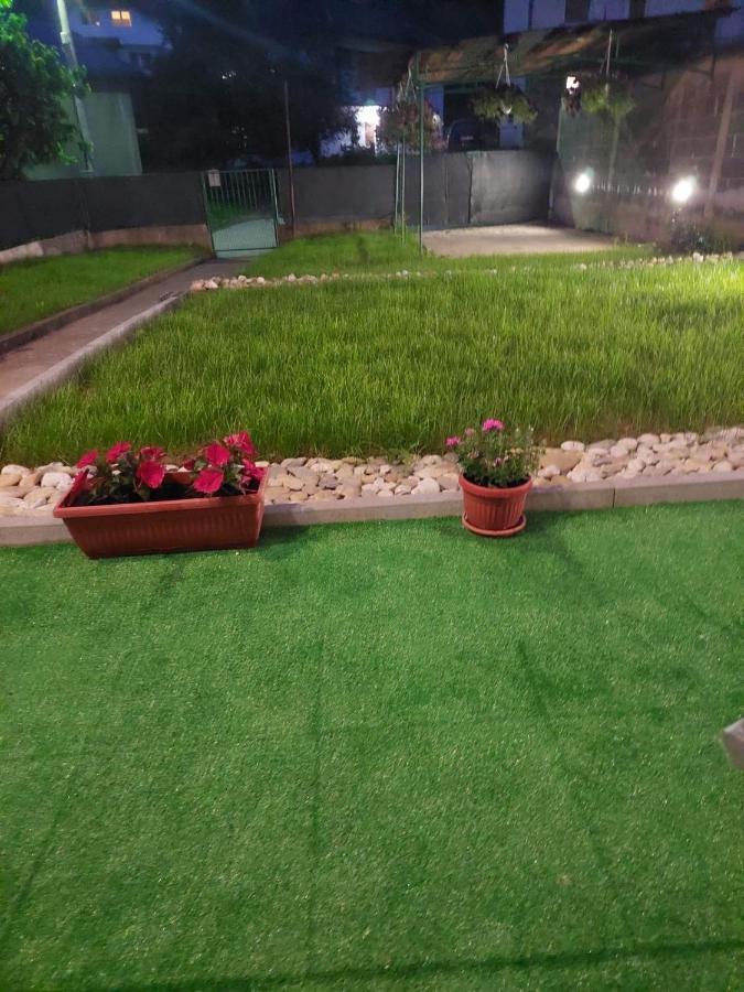 ויסוקו L'Appartement De La Pyramide Du Soleil מראה חיצוני תמונה
